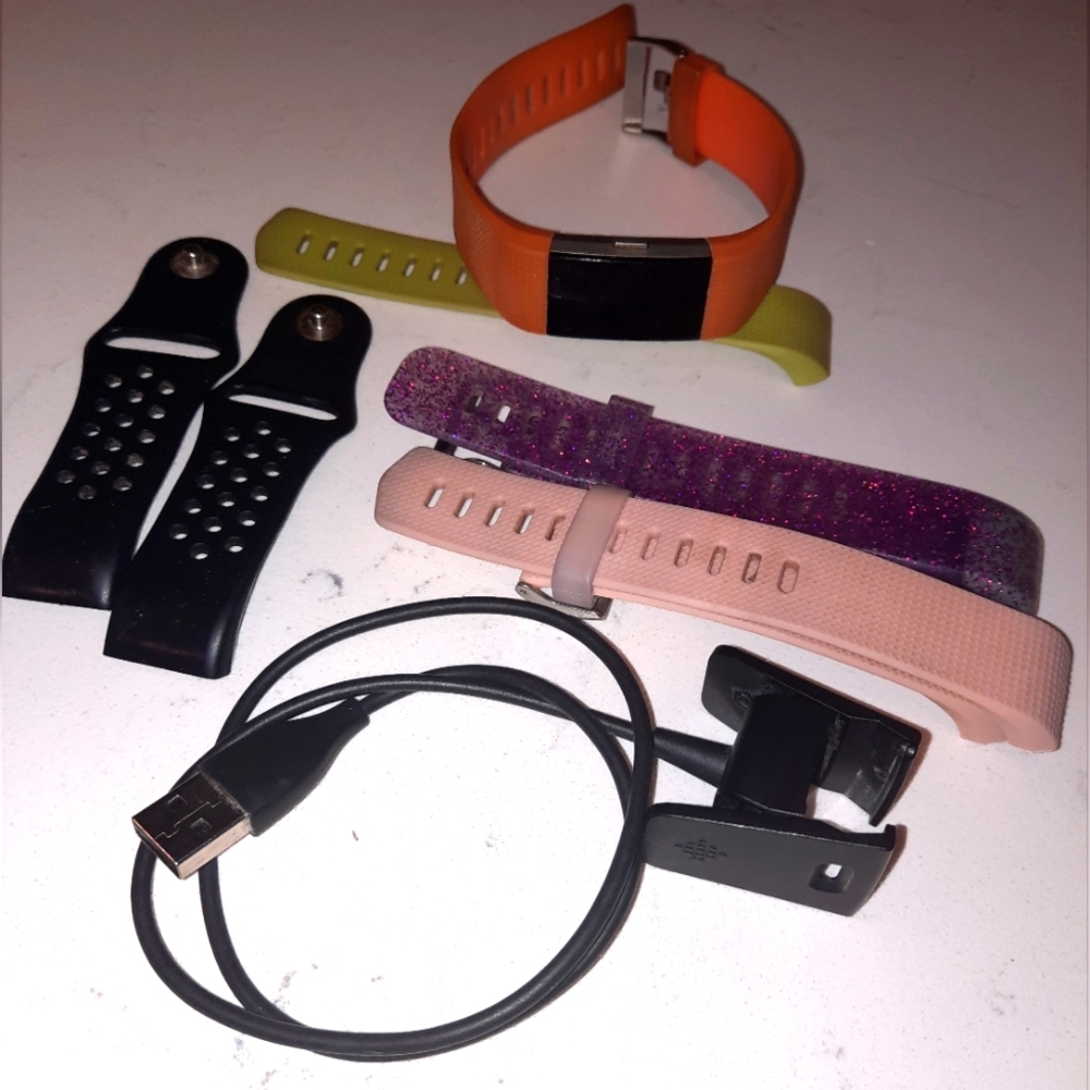 Fitbit Charge 3, Fitness Activity Tracker bundle 3 watch bands & charger GUC